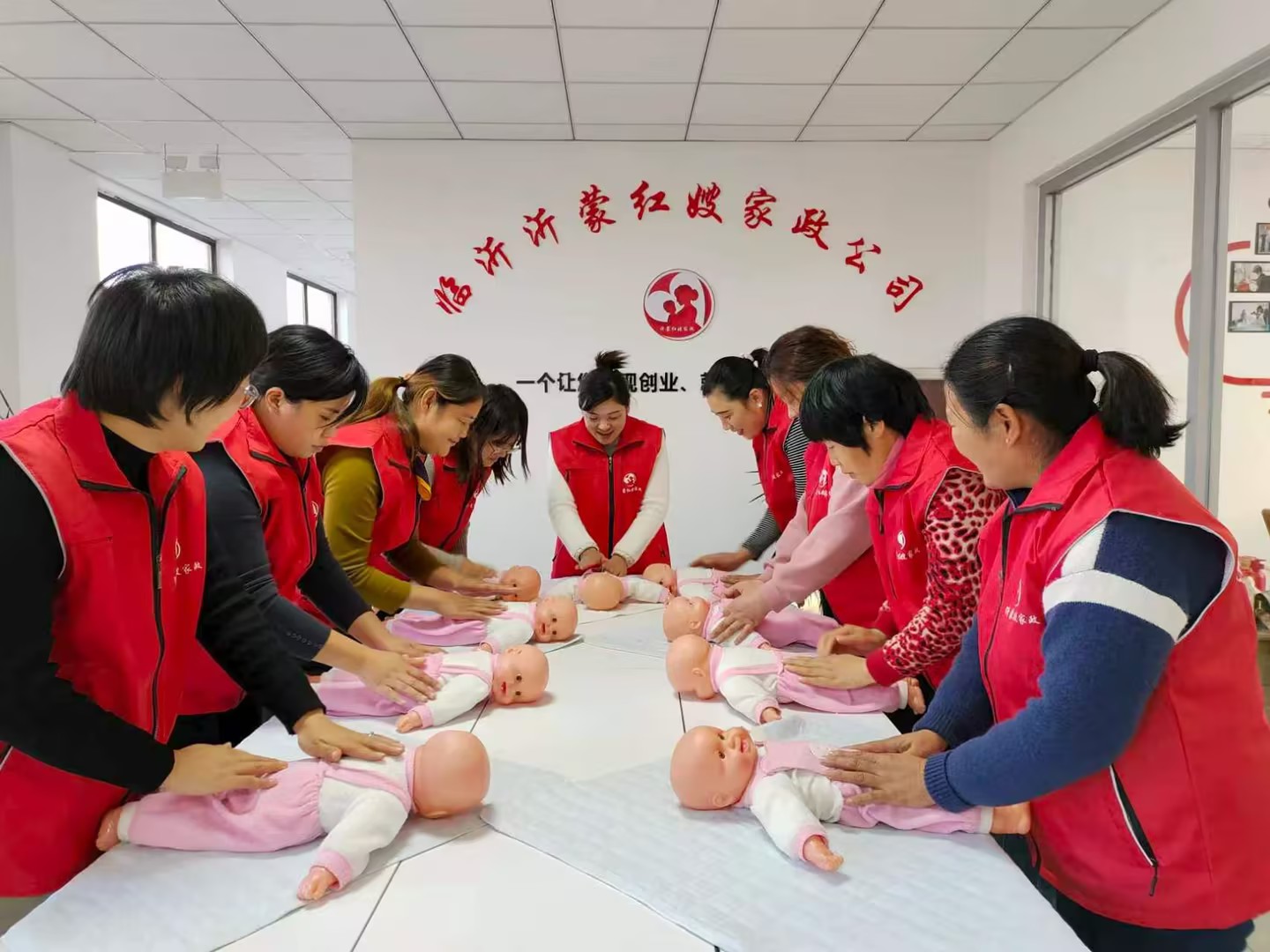 沂南县剑桥职业学校职业技能实操培训课堂